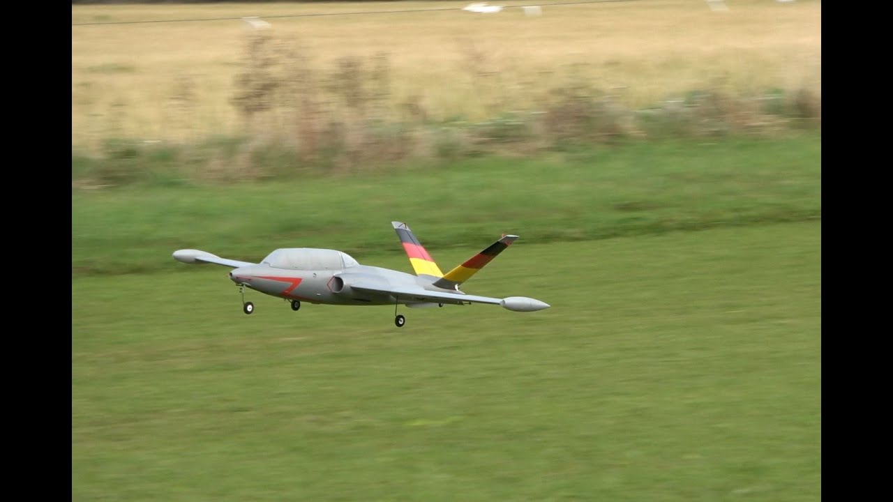 [Fouga magister] vol de voltige académique (évidement)