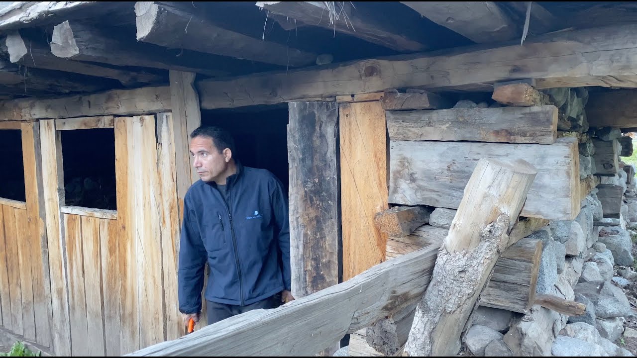 I STAYED OVERNIGHT in an Abandoned Hut far away in a Beautiful Valley