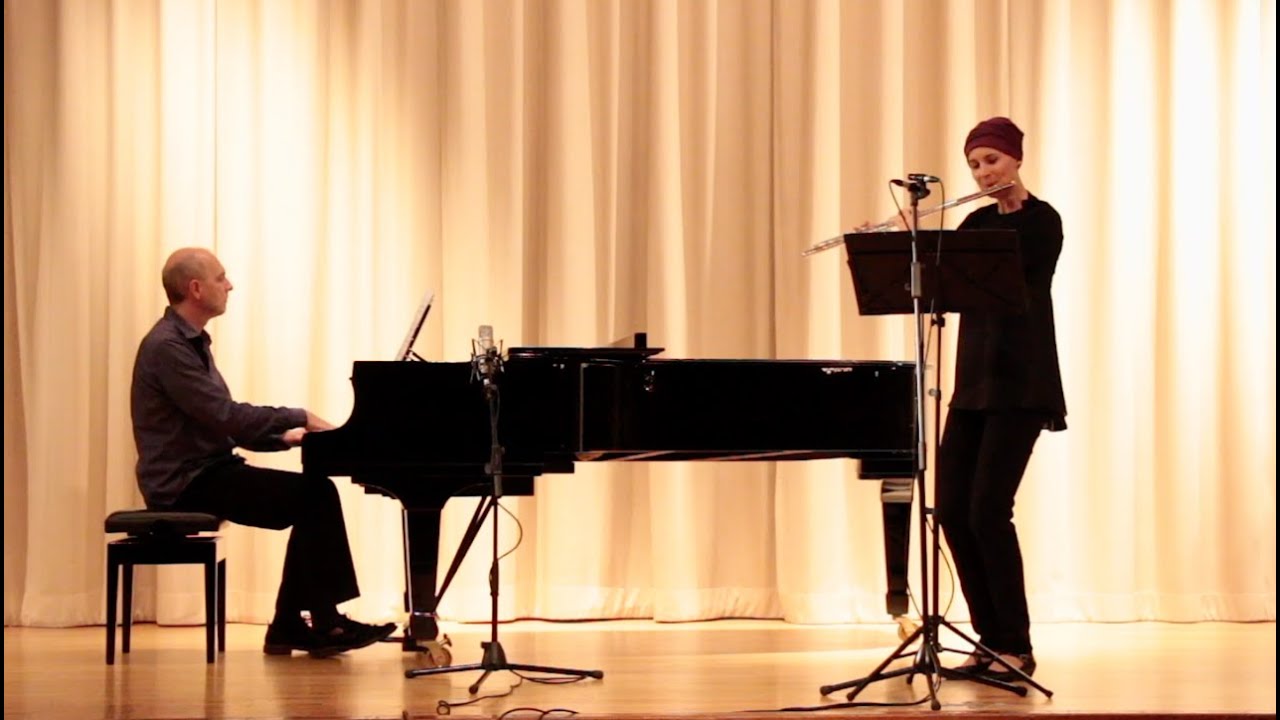 Duo Passaggio - First Sonata (B. Martinu) - live