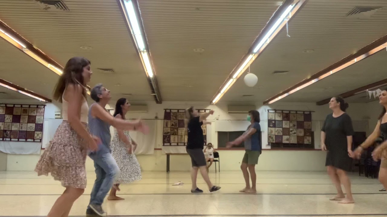 ריקוד סוכות כל שנה מתחילה