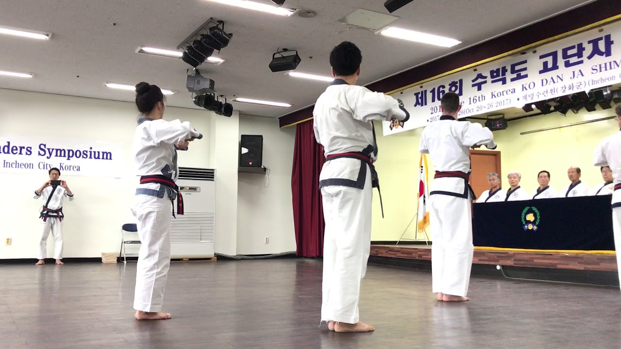 Moodukkwan - Yukroh Odan Chung Roh 충로형