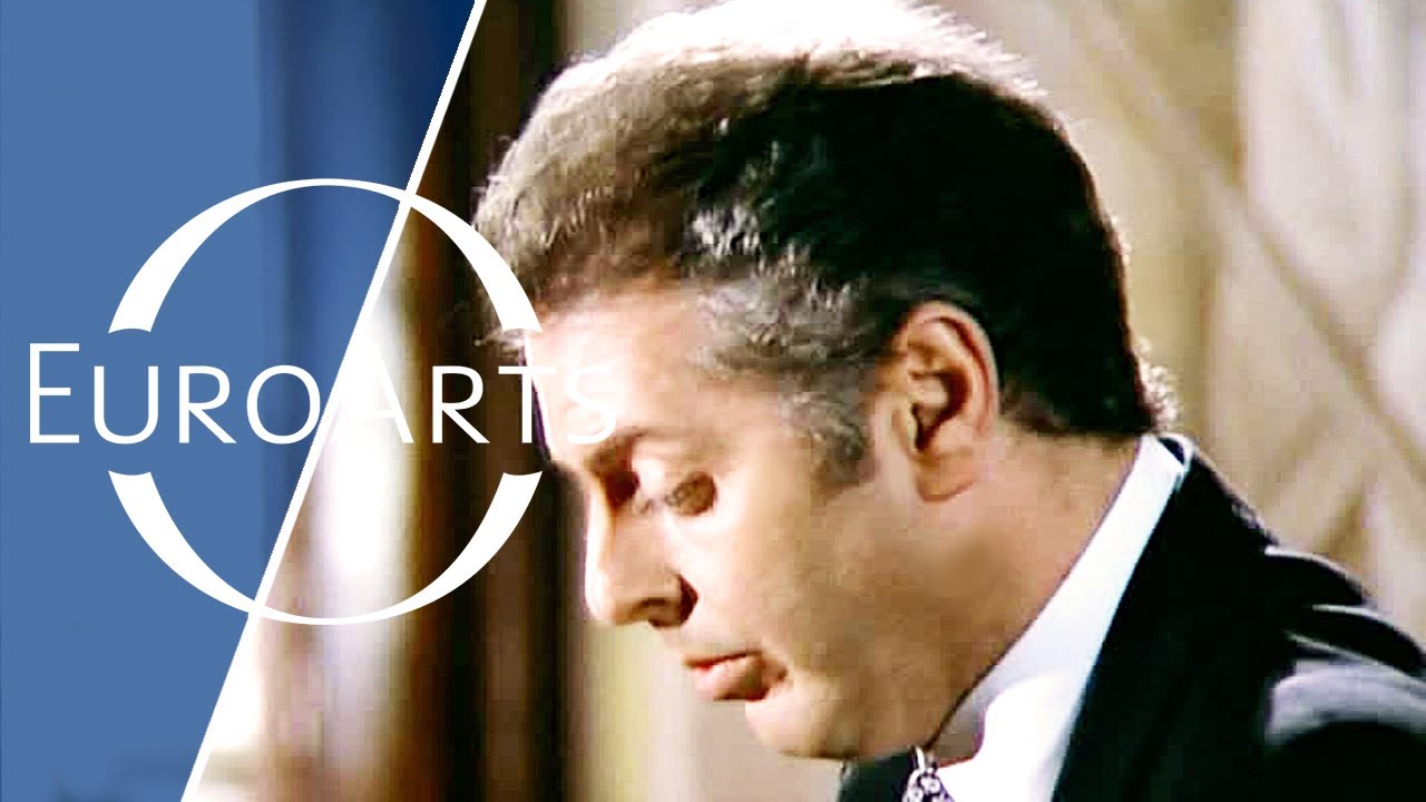 Barenboim: Beethoven Sonata No. 5 in C minor, Op. 10 No. 1