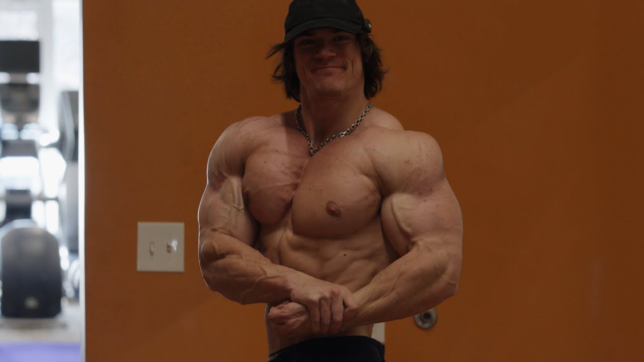 Cutzilla Day 121 - Filthy Chest Pump