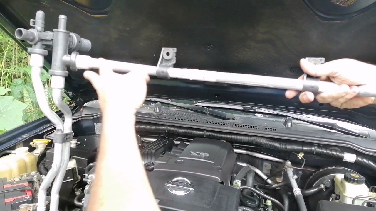 FALLA EN LA TUBERIA DEL SISTEMA DE CALEFACCIÓN DE NISSAN PATHFINDER 2007 4.0L