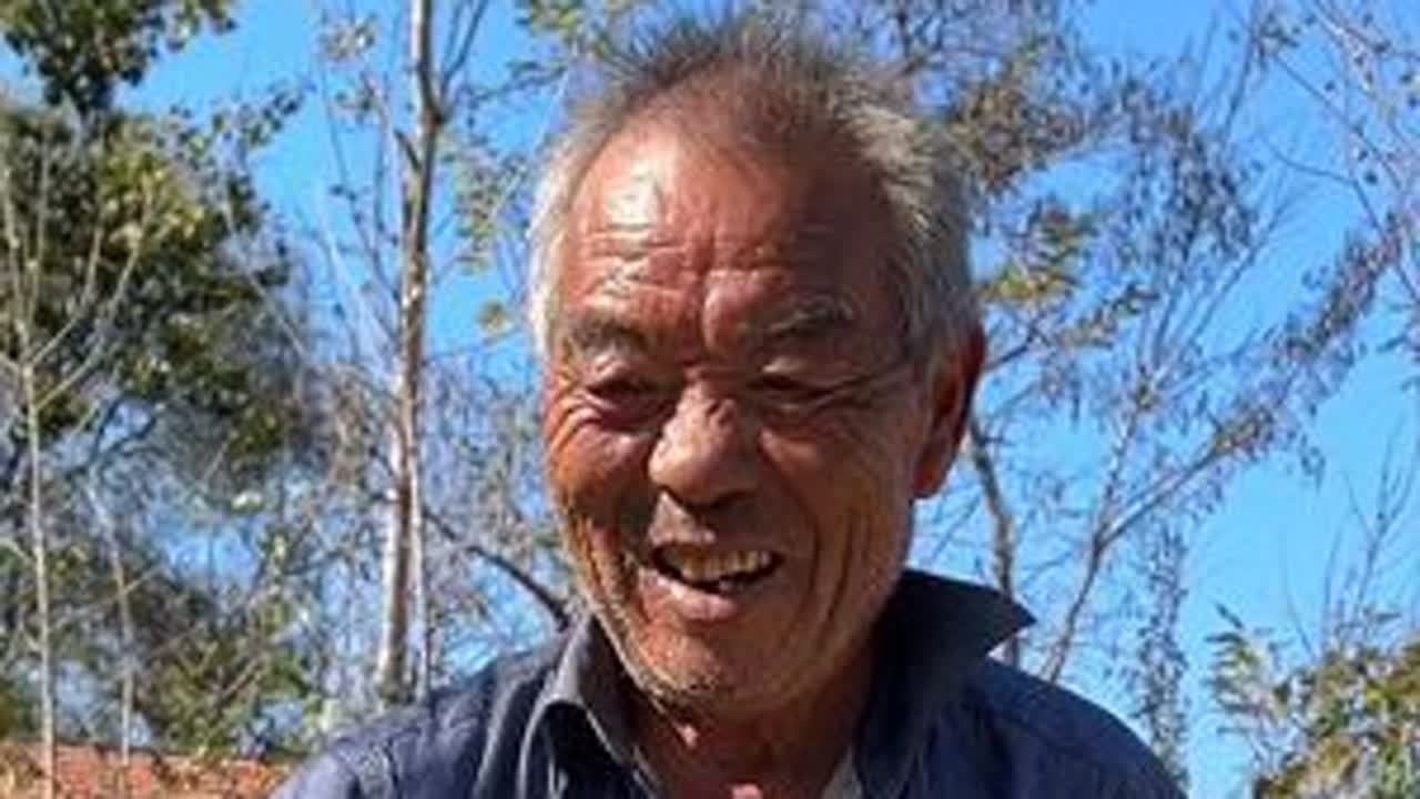 有能力时做点大事 没能力时做点好事，一点力所能及的事情希望能让更多的老人感到快乐和温暖#下乡理发 #纪录真实生活 #传递善良传递爱
