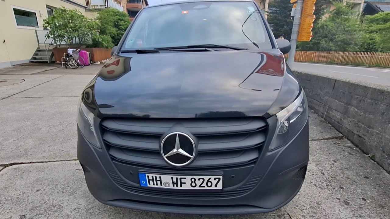 2025 Mercedes Benz VitoTourer 116 CDI Diesel 9 seater Interior/Exterior/Walkaround