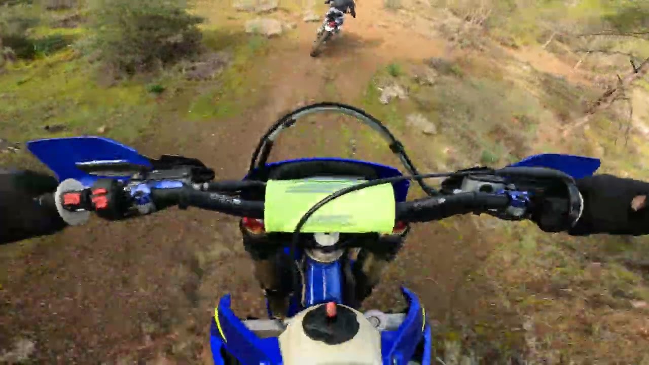 Fast enduro singletrail