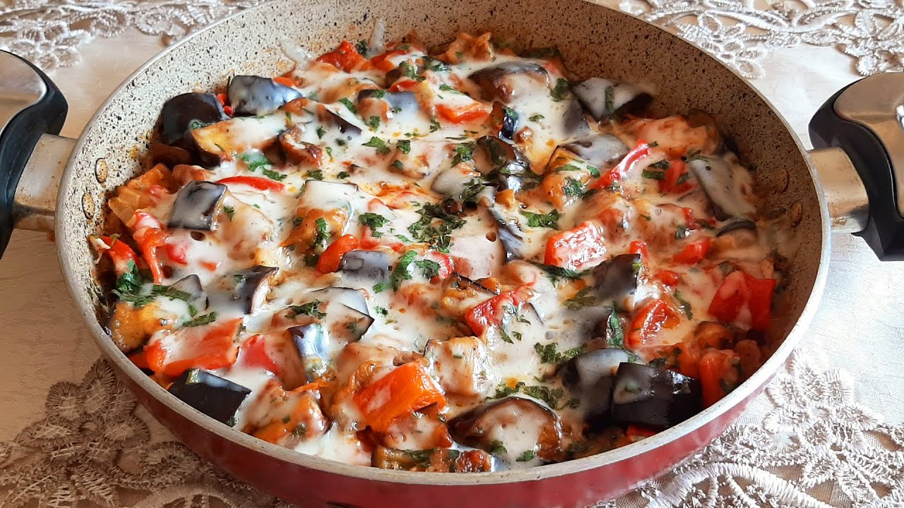 فكرة لوجبة عشاء سهلة وسريعة في المقلاة 🥰😋 بدون لحوم وبدون بيض بمكونات بسيطة والطعم خيااال 👍👌