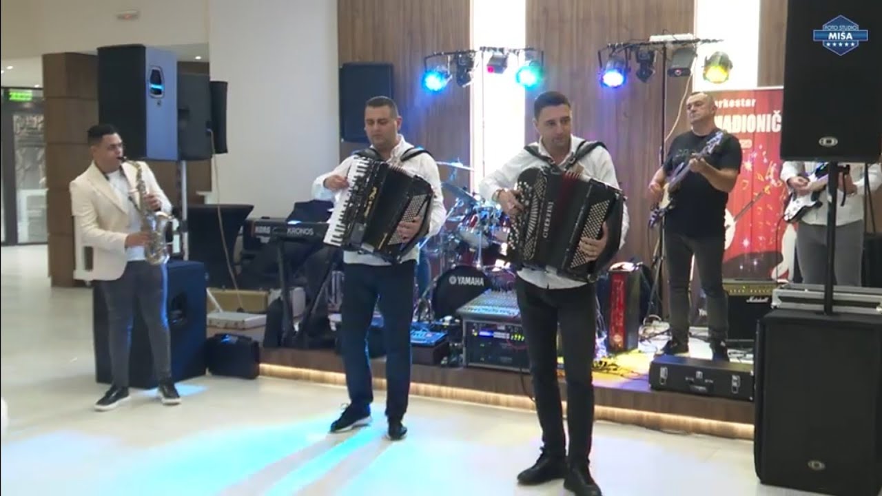Meraklijski pocetak za mladoženju-Orkestar ``MAĐIONIČARI``Svadba Milene & Đorđa 2022