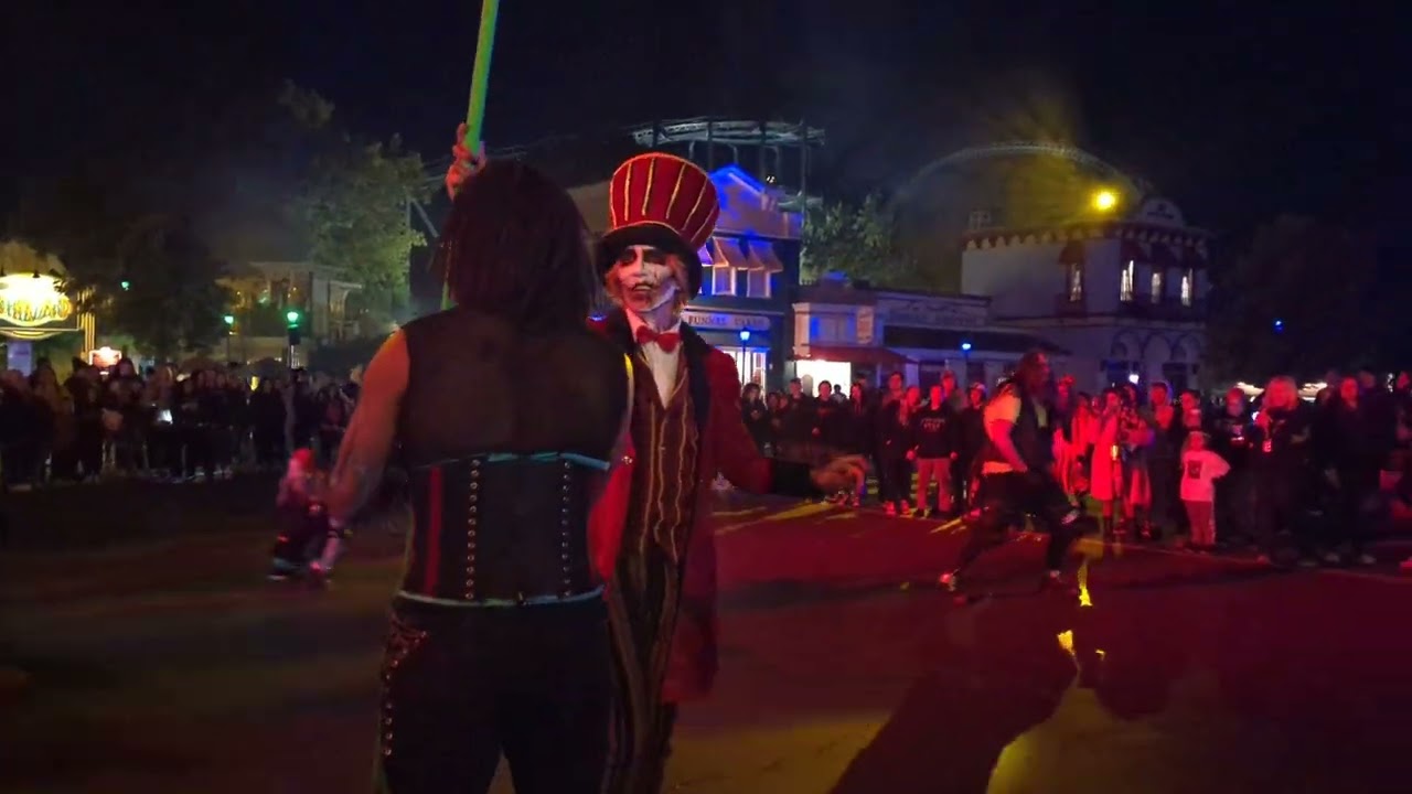 Six Flags Great America (Fright Fest 2023) Slider Show