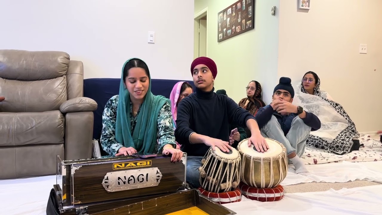 ਮਨ ਮੇਰੇ ਅਨਦਿਨੁ ਜਾਗੁ ਹਰਿ ਚੇਤਿ ॥ | Pahul Kaur | Keertan Performance