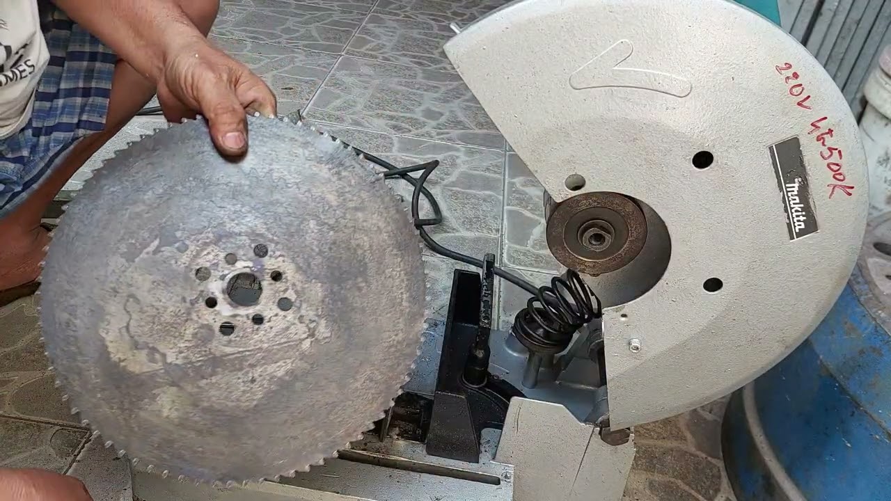Bán máy cắt makita lưỡi cắt tua chậm 305 285ĐT 0936785379