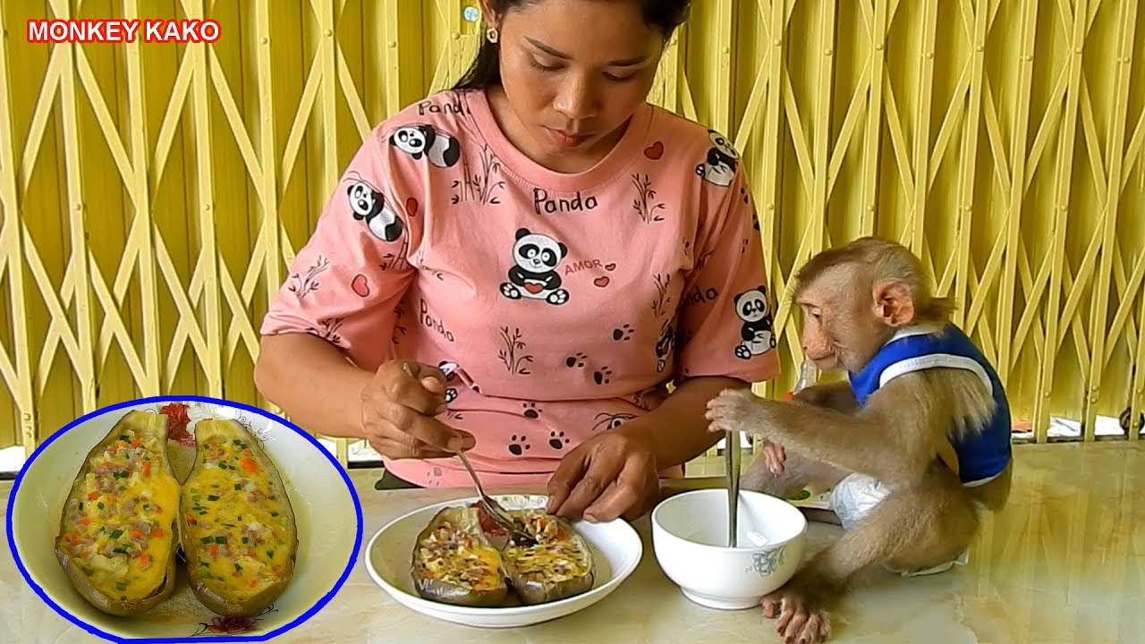 Mom Cooking Steamed Duck Eggs With Vegetables For Monkey Kako | Monkey Eat Steamed Duck Eggs
