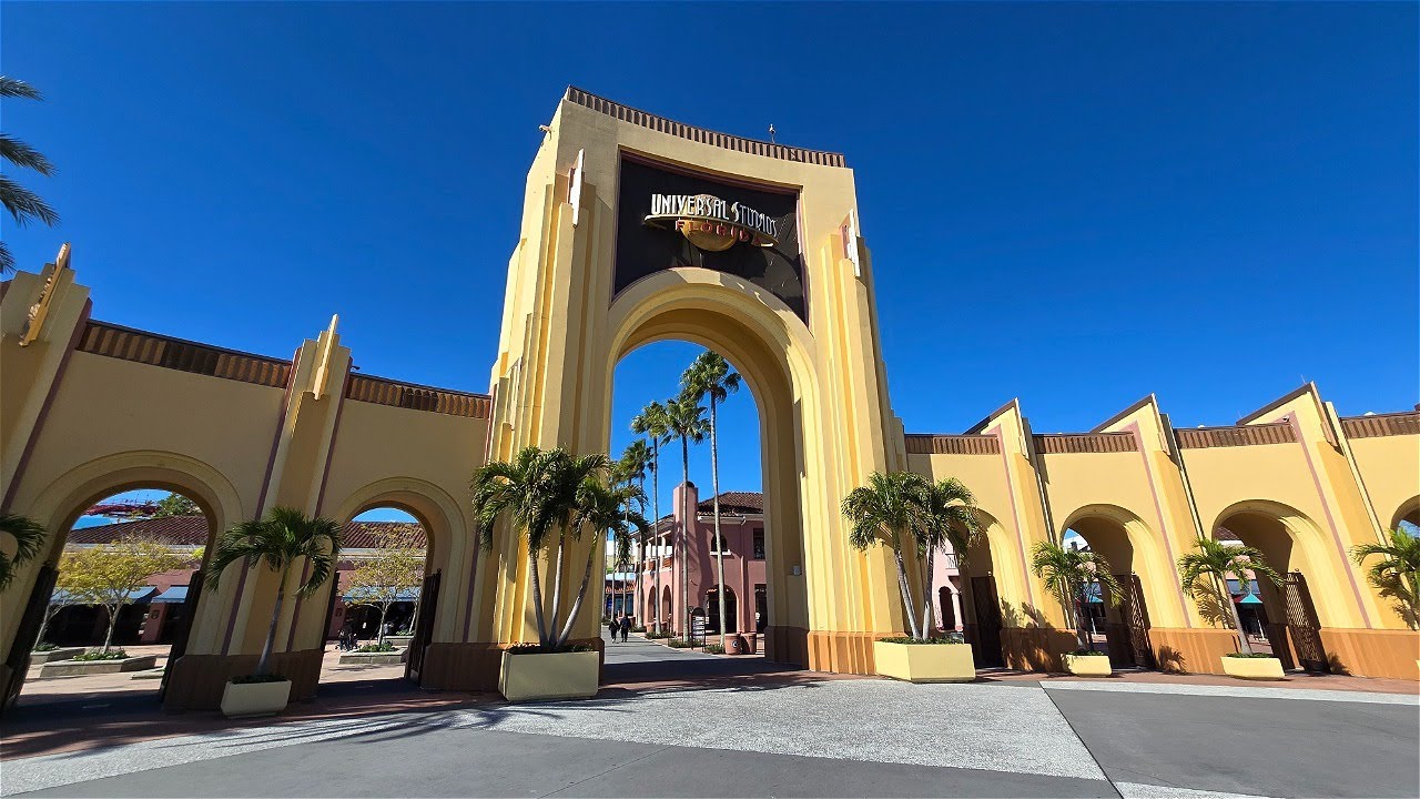 NEW Universal Studios Entrance Music Loop 2025 | Live Recording