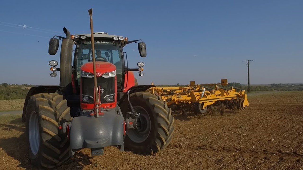 #GVA - New Massey Ferguson 7720S & Agrisem Vibromulch 6m