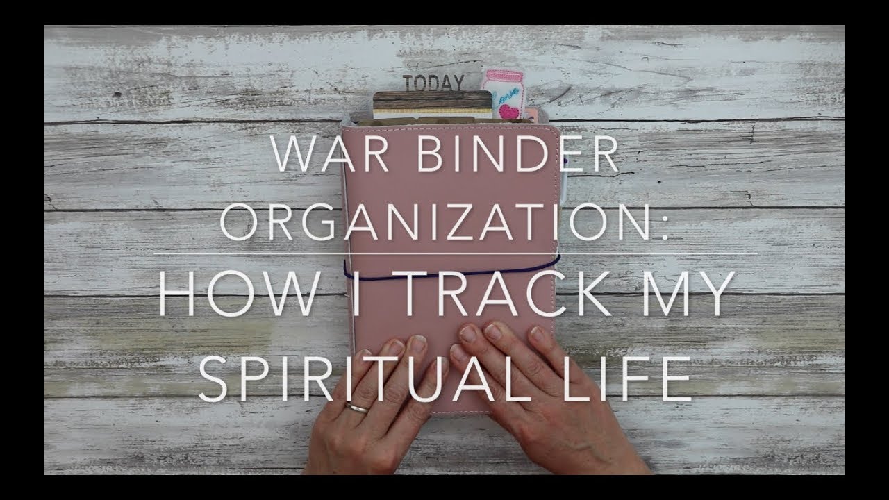 USING a TRAVELER'S NOTEBOOK to TRACK MY SPIRITUAL LIFE || Organizing my War Binder