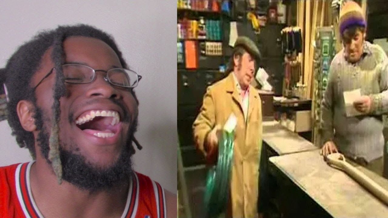 The Two Ronnies - Four Candles (REACTION)