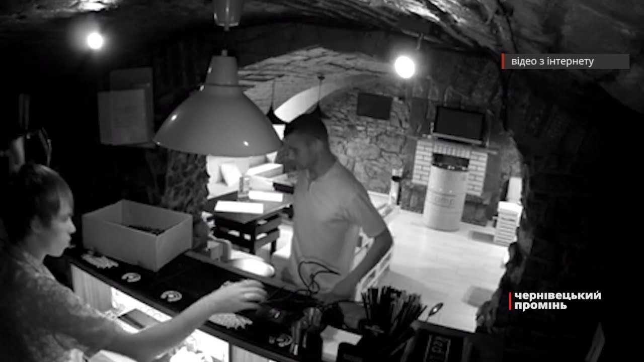 У Чернівцях невідомі прикинулися винаймачами і вкрали дороговартісну музичну апаратуру