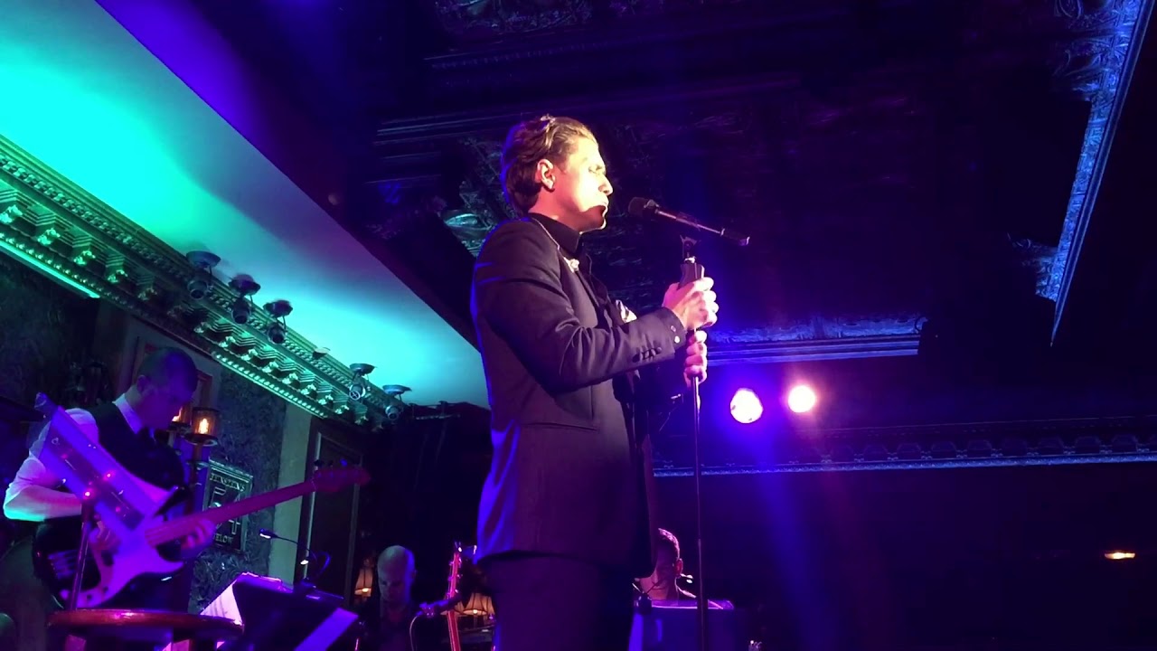 Aaron Tveit on New Year’s Eve! @ Feinstein’s 54 Below “Come What May”