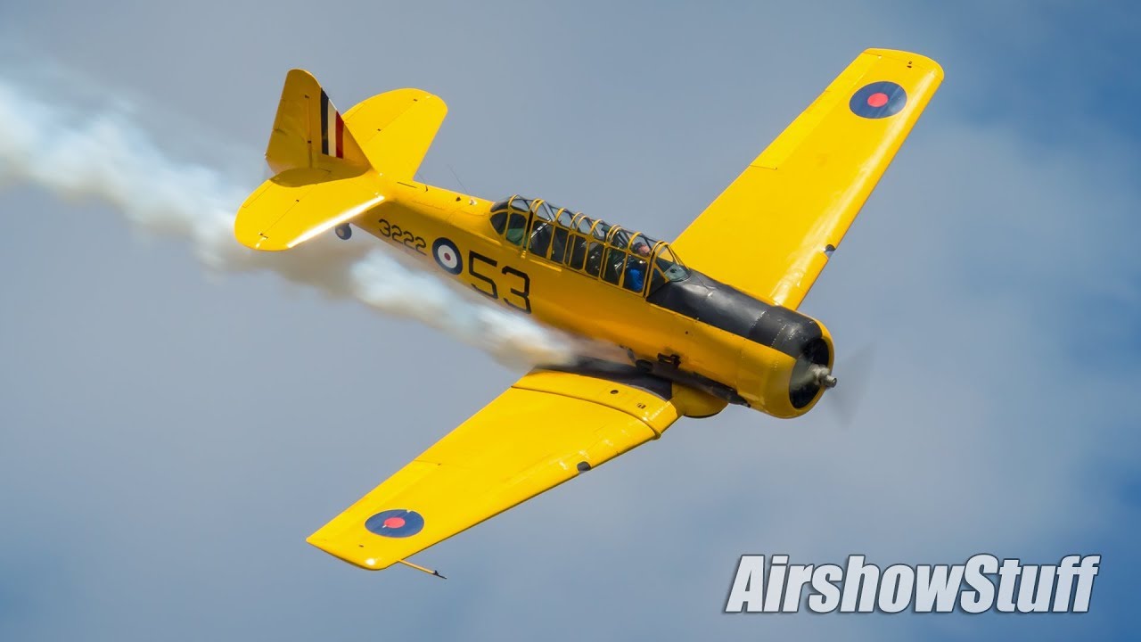 Canadian Harvard Aerobatic Team - Thunder Over Louisville 2018