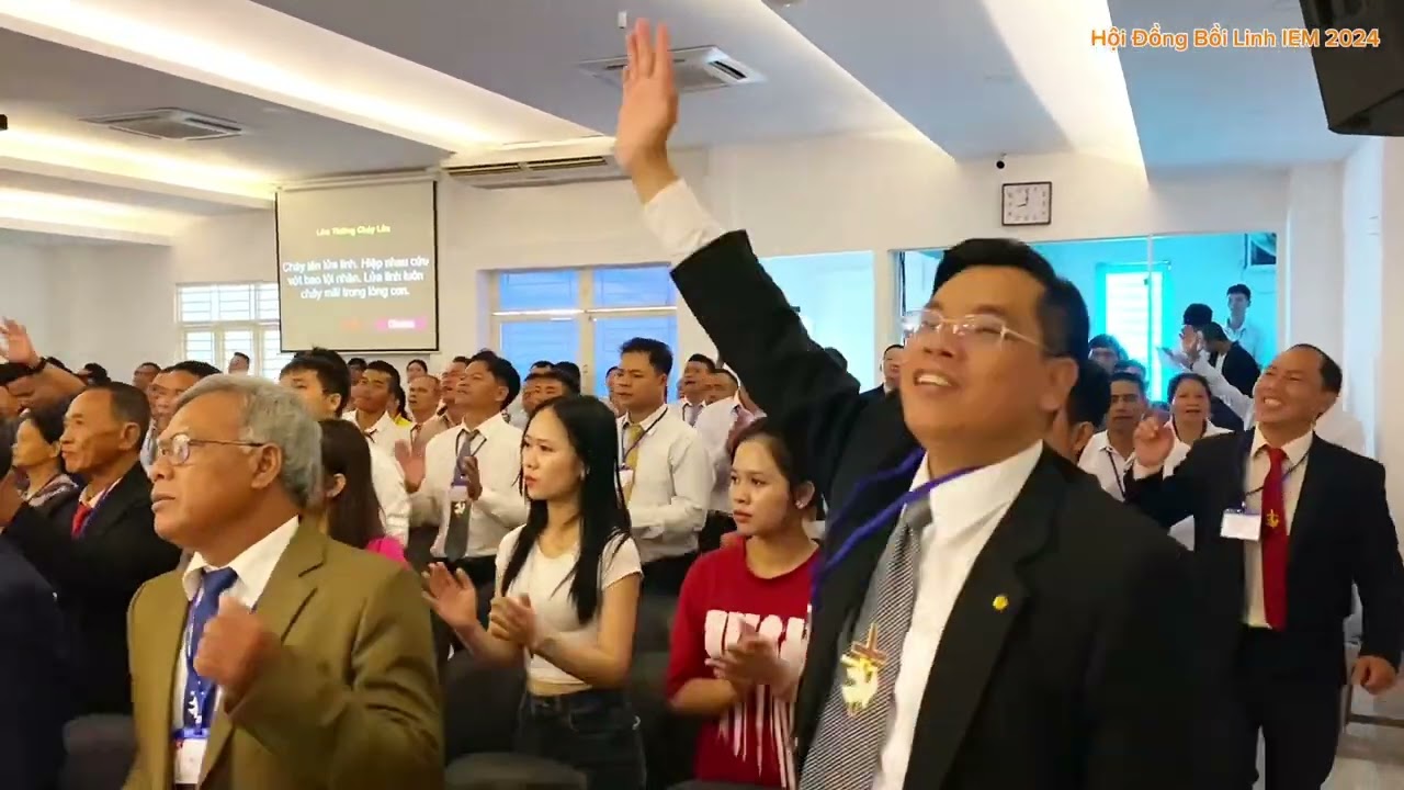 Lửa Thiêng Cháy Lên