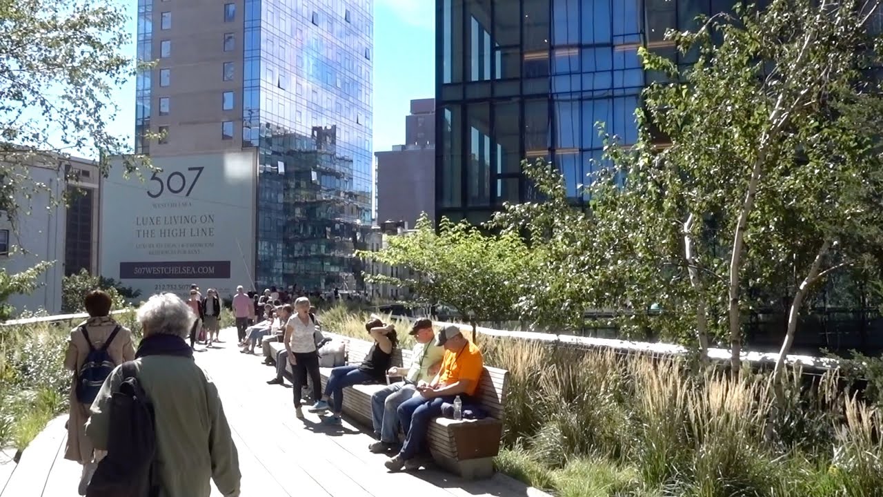 Walk The High Line in NYC, New York City Sounds (Binaural Sound)