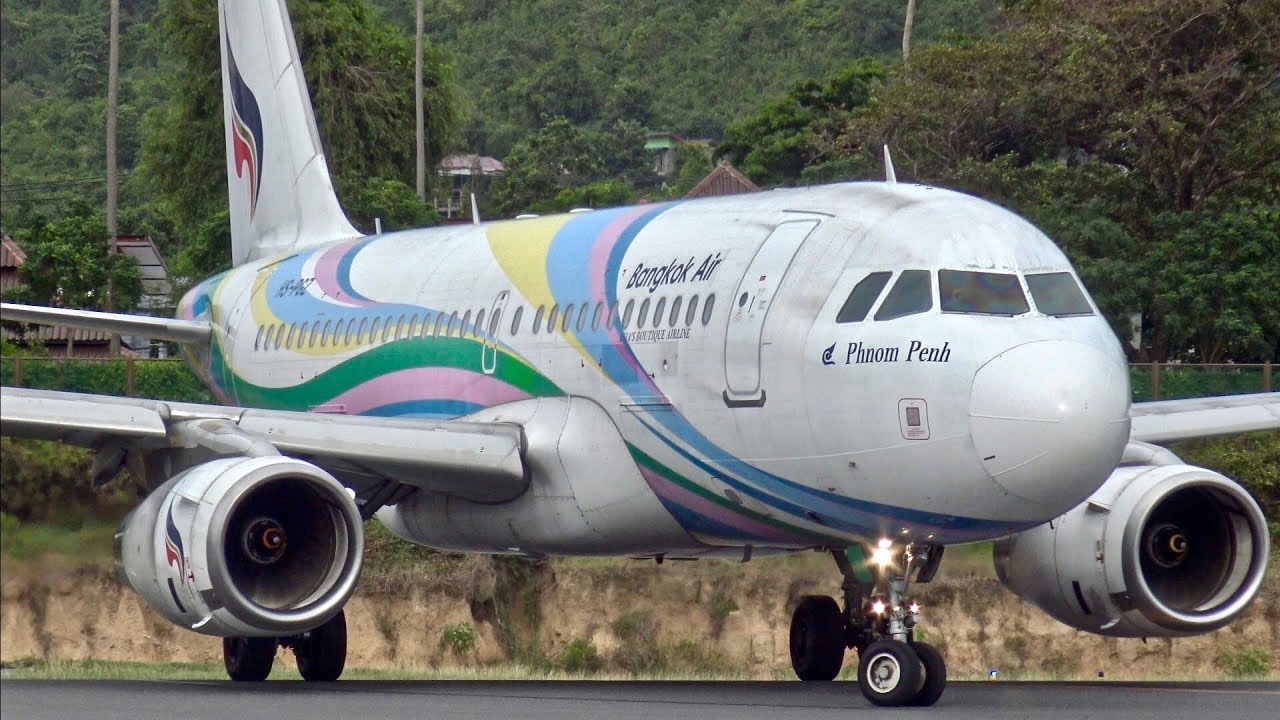 [4K] Plane Spotting at Koh Samui Airport USM/VTSM - Landings and Departures