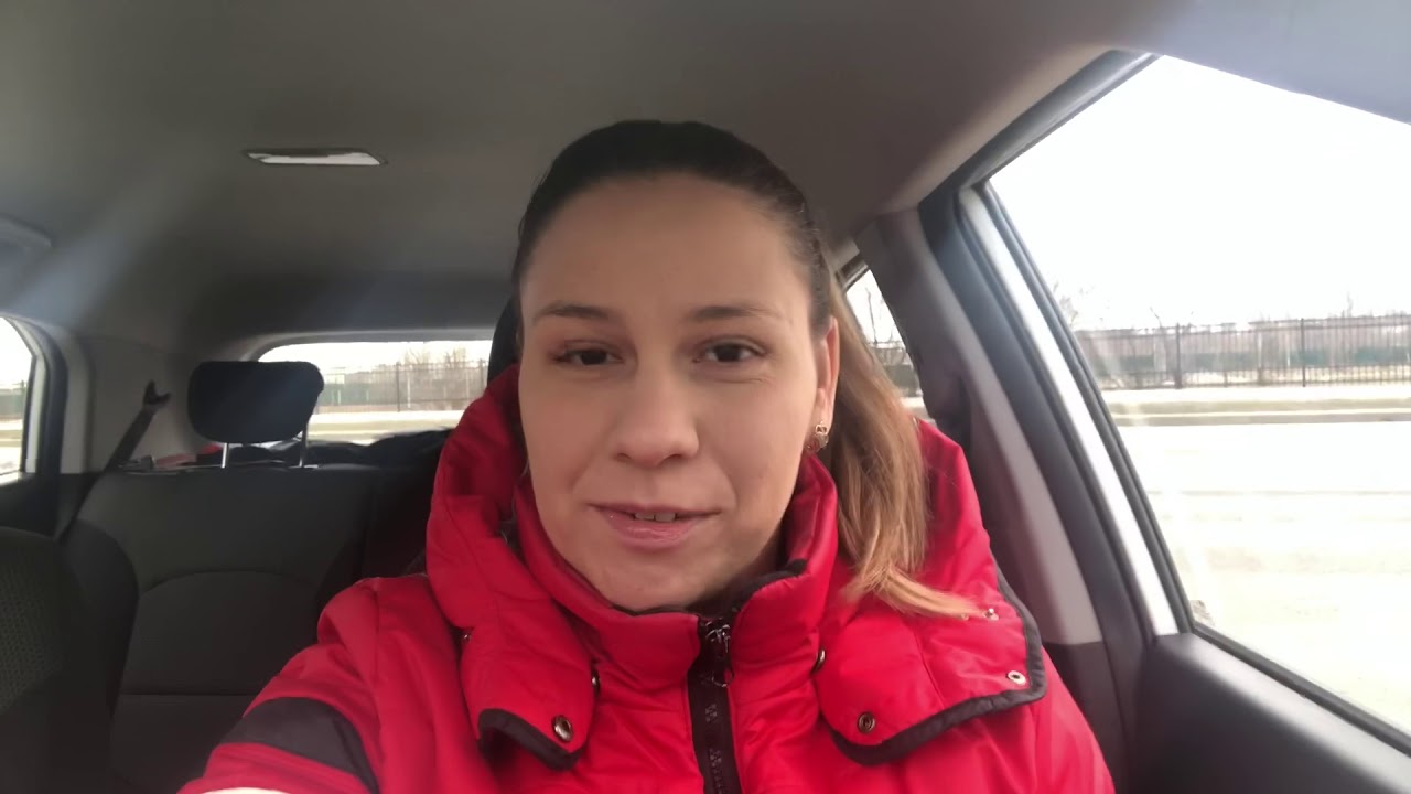 Подушка в машину для спины, обзор трех видов: массажная, с эффектом памяти и сетка
