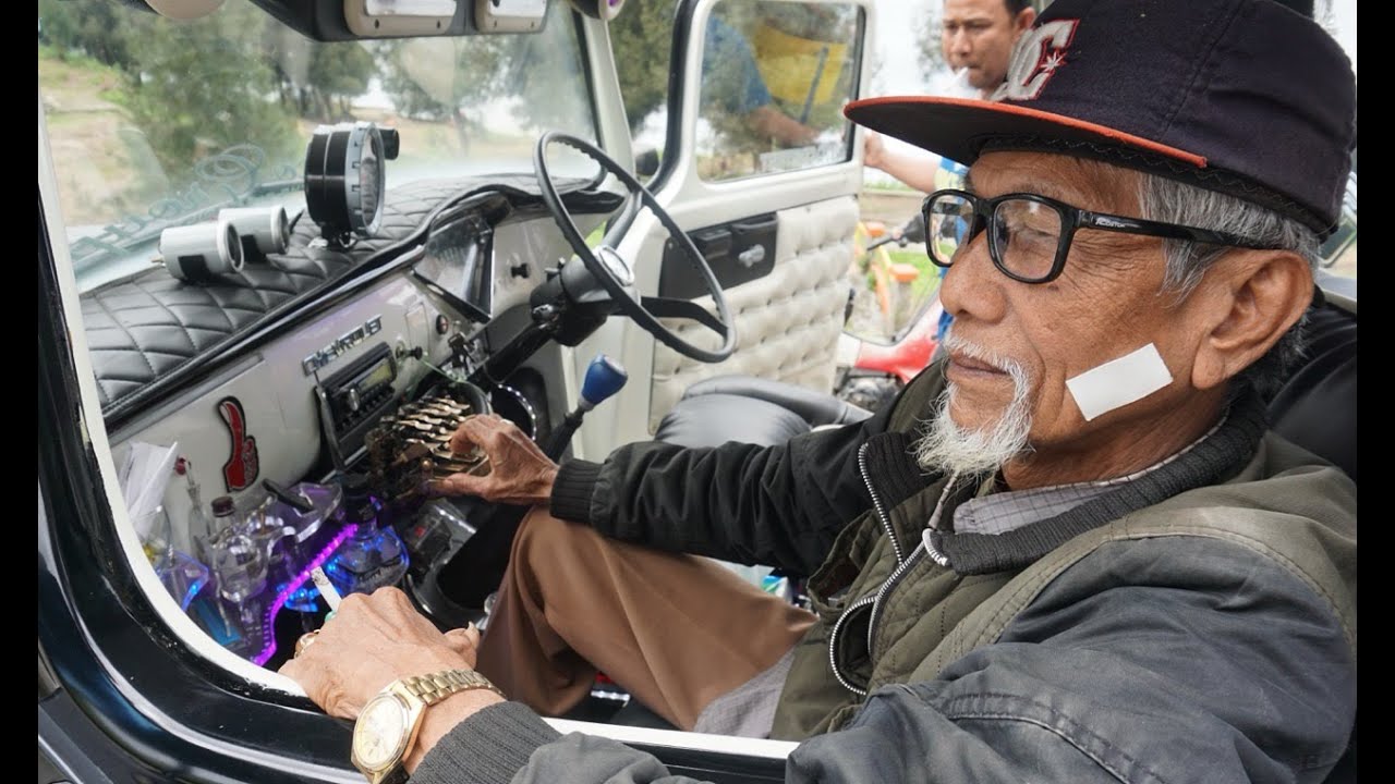 Kalason Oto: Singing Bus Horns of West Sumatra | Pak Budahar - 