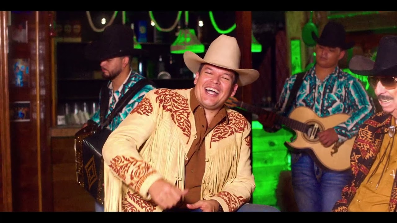 Poncho Villagomez ft. 