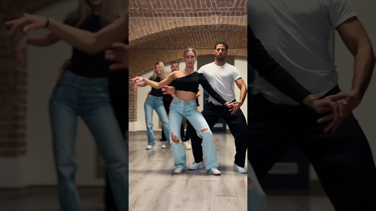 #hanseravilma #bachata #bachatadance #bachatacz #bachataprague