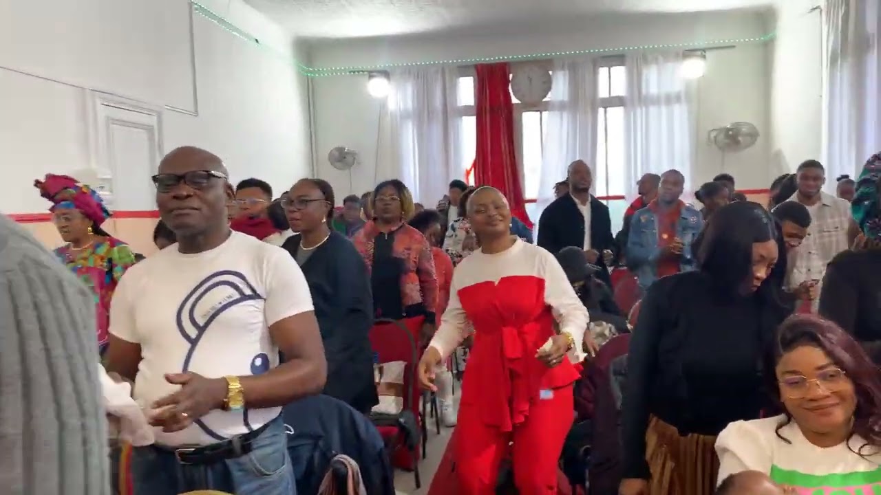 Thème : Le Réveil Textes biblique Éphésiens 5 :14 Actes 20:9 Romains 13:11-13