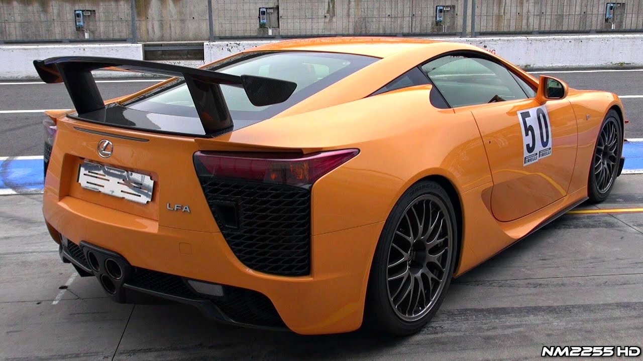 Lexus LFA N&uuml;rburgring Edition Start Up and Revs - Lovely V10 Sound!