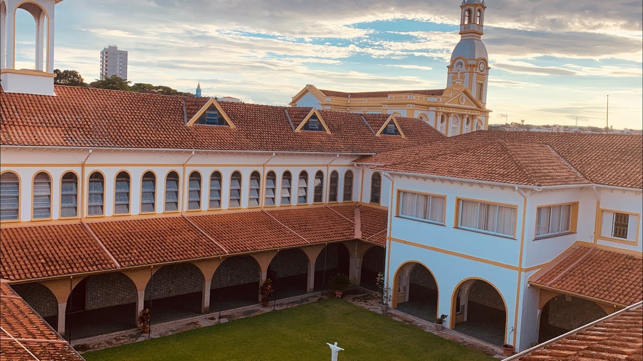 RB 59 Dos filhos dos nobres e dos pobres que s&atilde;o oferecidos ao mosteiro