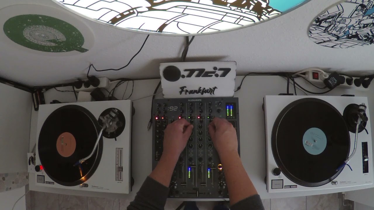 Vinyl Manny | Home Session 02 | Vinyl Techno Set