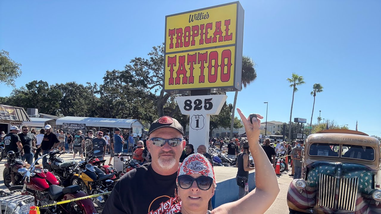 WILLIES TROPICAL TATTOO CHOPPER SHOW BIKE SHOW BIKETOBERFEST 2025 #mandythemachine #choppers 