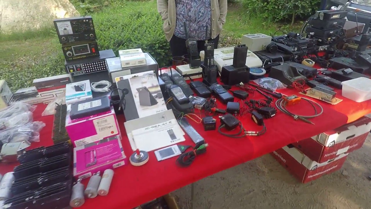 2017-05-25 Laag-Soeren Jutberg radio vlooienmarkt in sneltreinvaart langs de kramen