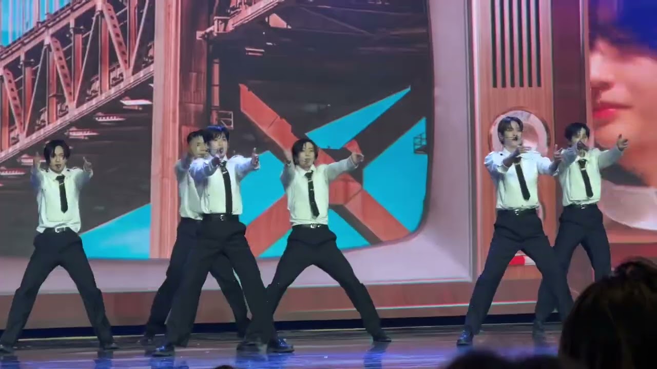 Mnet MAMA US 11/22/24 Riize performs Get A Guitar (Fancam)