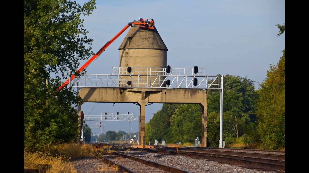 FINAL DAYS OF A COALING TOWER ALONG THE UNION PACIFIC RAILROAD!!!