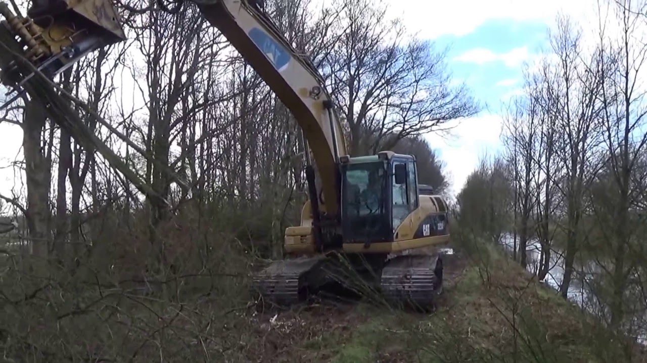 CAT 323 D RUPS KRAAN MET BOMENSCHAAR & BOMENKNIPPER