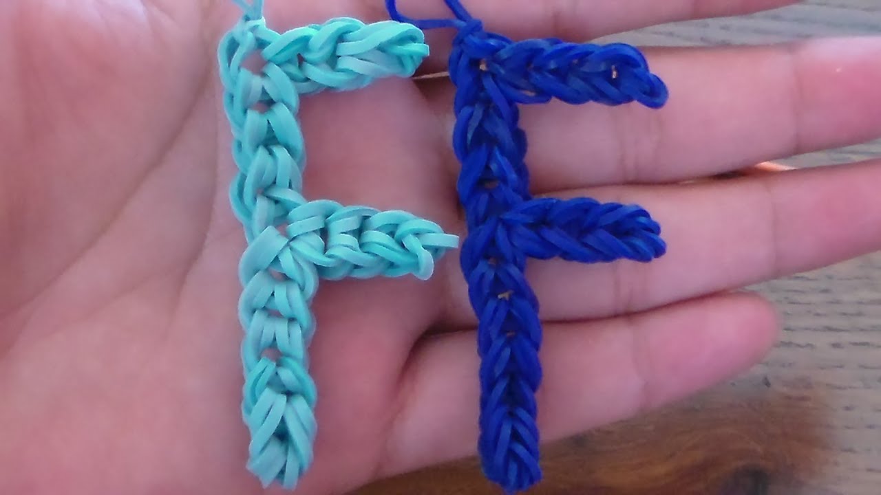Como Hacer La Letra F De Gomitas O Ligas sin telar // Letter (F) Charm Without the Rainbow Loom
