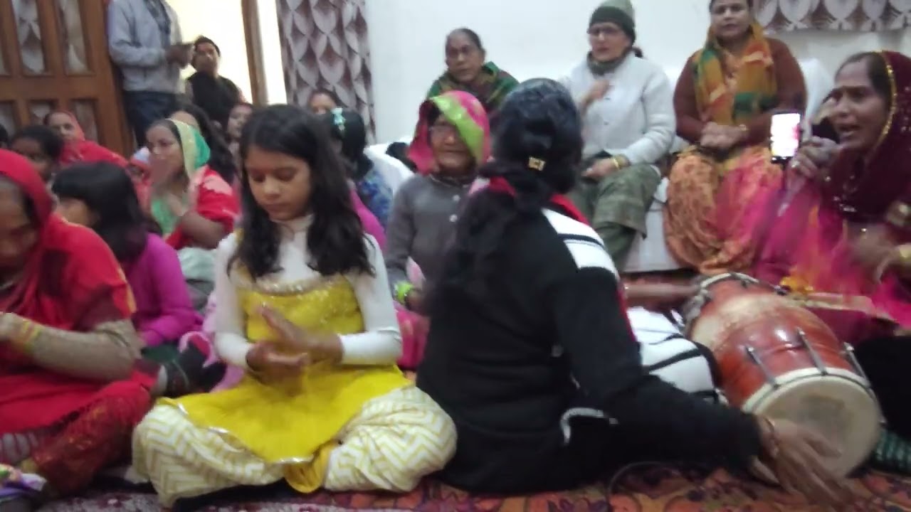 जय माता दी बहुत सुन्दर भजन हे माँ का अछा लगे तो लाइक कमेंट करदेना सभी 👍🏻❤️❤️ धनवाद जी आप सब का 👍🏻❤️🌹