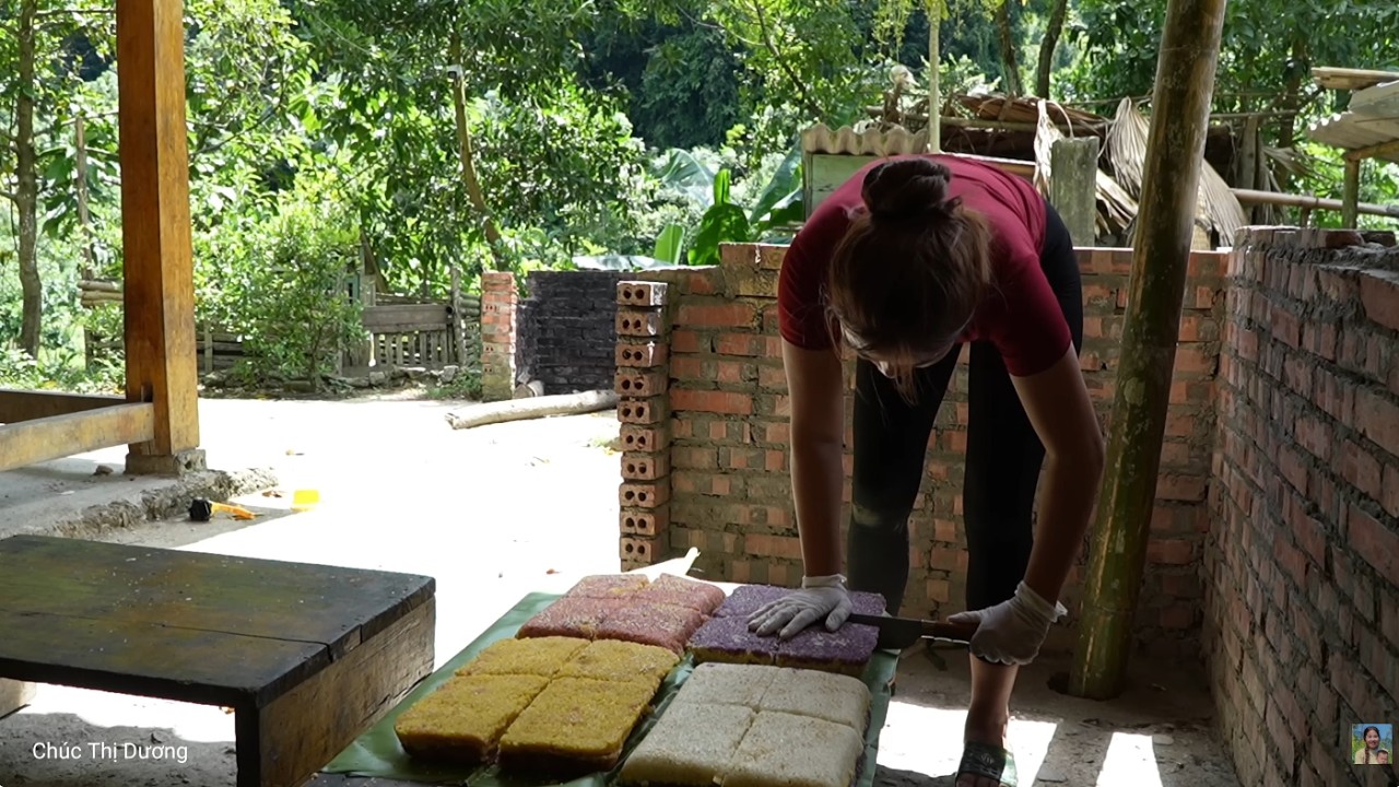 Making Rainbow Sticky Rice Cakes with Green Bean Filling – Cooking Lunch and Selling at the Market