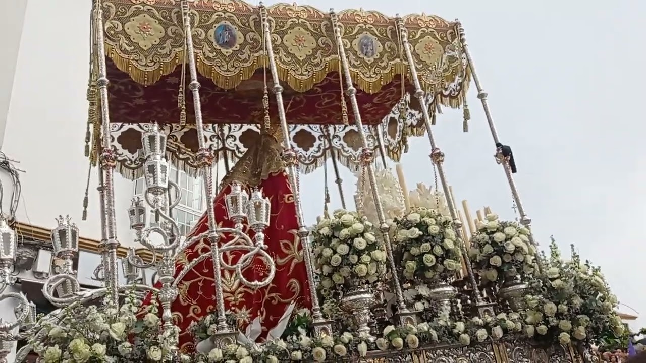 Olvera. Virgen de los Dolores, madrugada 2025. Padre Jesús nazareno