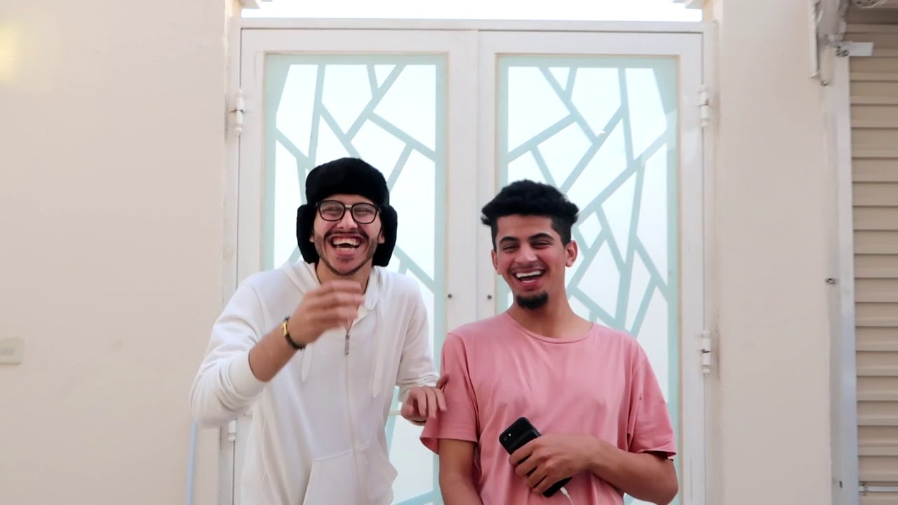اسئلة محرجه مع دستور!!(الكورفت اجار او ملك)