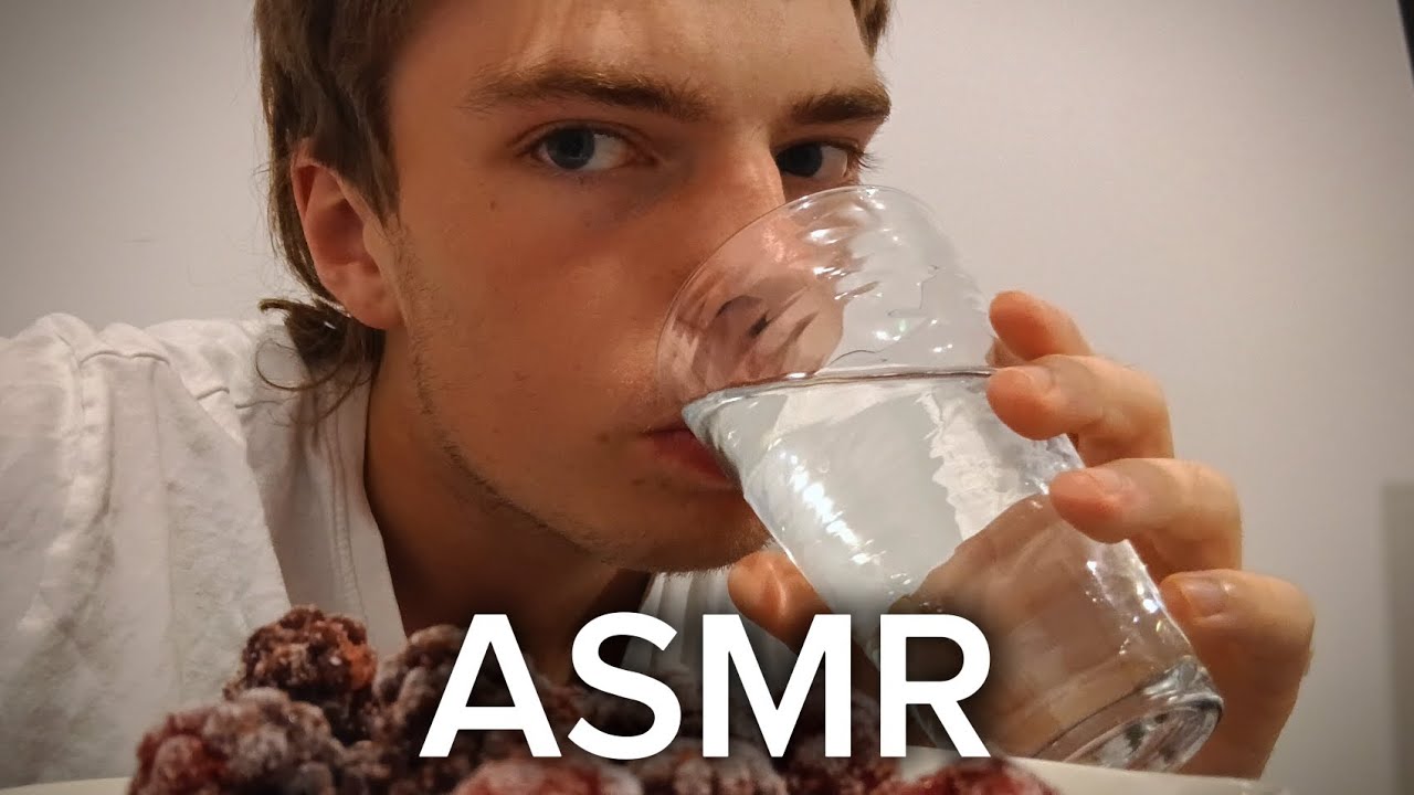 ASMR Eating Frozen Berries And Drinking Water No Talking (ASMR)