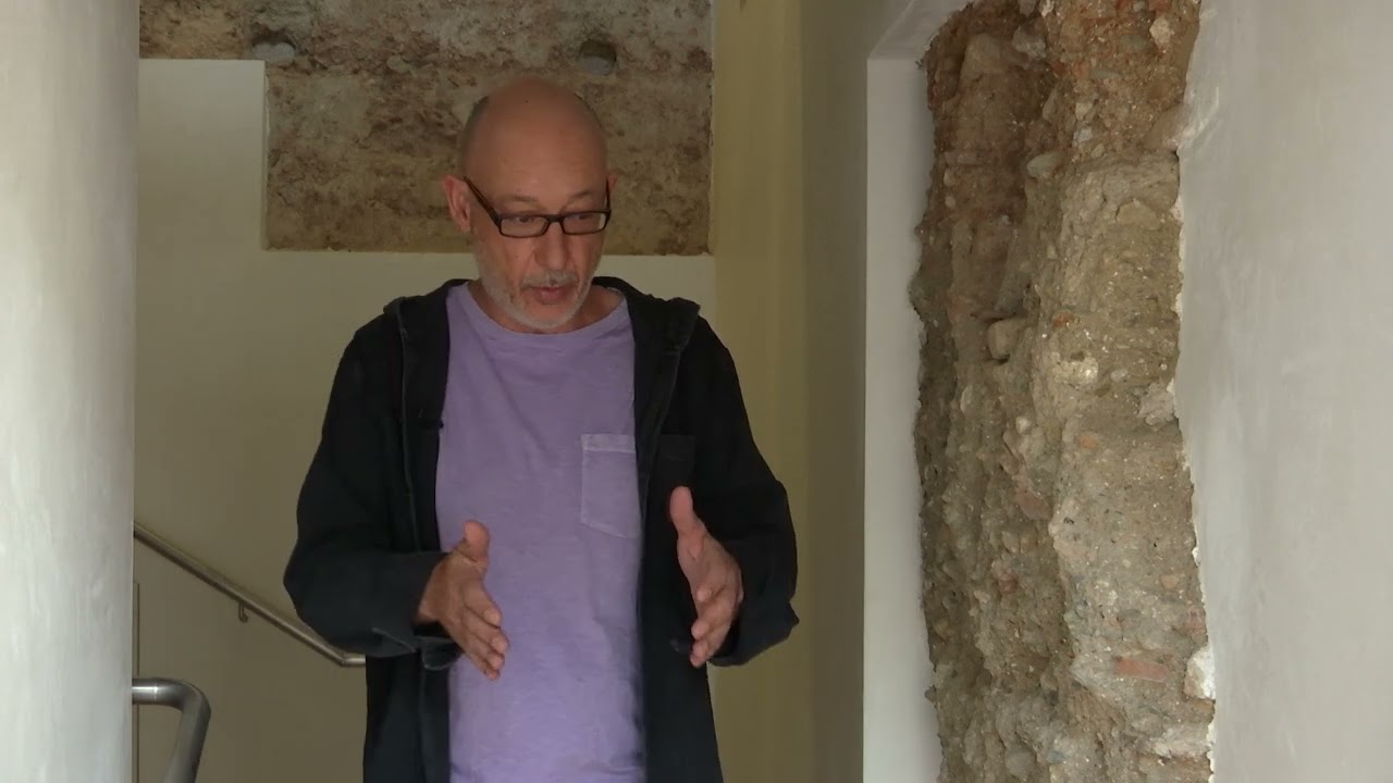Consolidación de muros. Consolidación y restauración del pórtico sur del edificio Maristán.