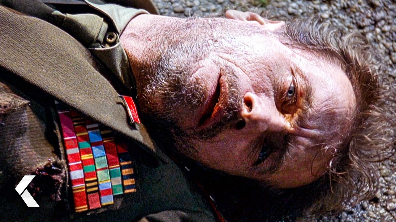 The President Takes Down Korshunov - Air Force One (Harrison Ford, Gary Oldman)