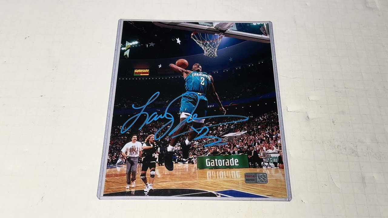 Larry Johnson 8 x 10 autograph charlotte hornets