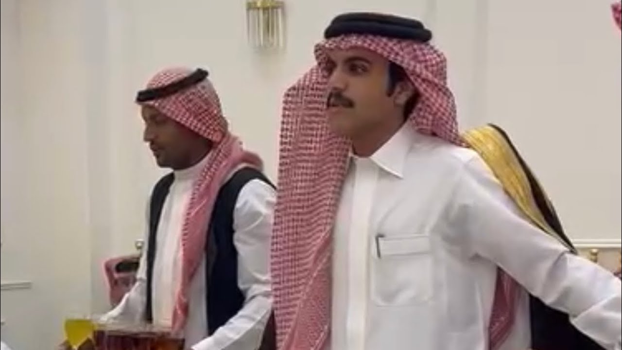 مشاركة علي حبيب الحربي في احد محافل قبيلة عتيبة الهيلا في منطقة الرياض